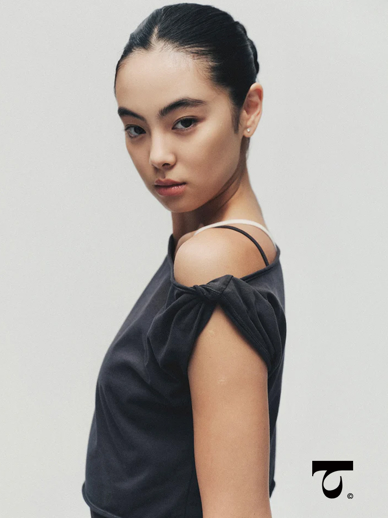 Typha_不对称单肩短款T恤